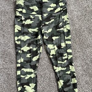 lululemon Camouflage Leggings - Green and Black